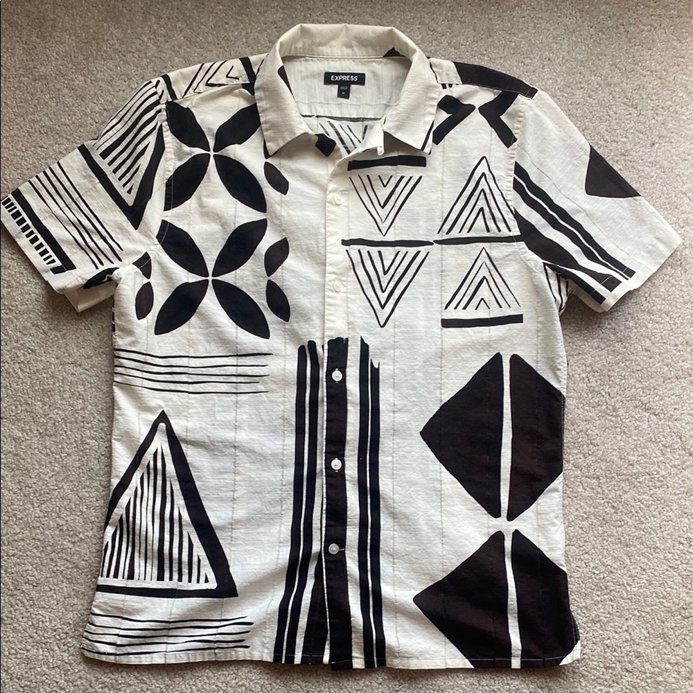Express Men’s Short Sleeve Shirt Medium Black White Geometric Pattern Casual
